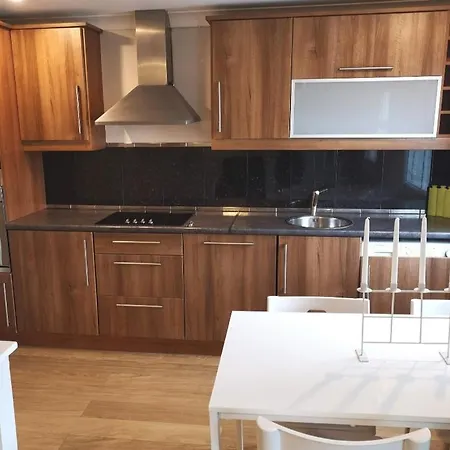 Pimlico Sw1 - Location Location! Light And Spacious One Bedroom Apartment In A Stunning Victorian Building. Great Storage!